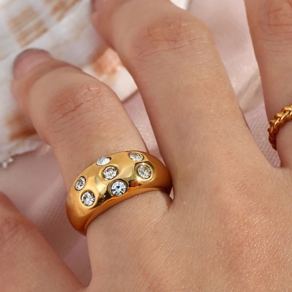 Chunky ring CZ Ring - Picture 3 of 5